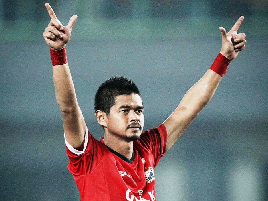 √ Biografi Bambang Pamungkas Izbio