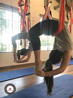 acro yoga