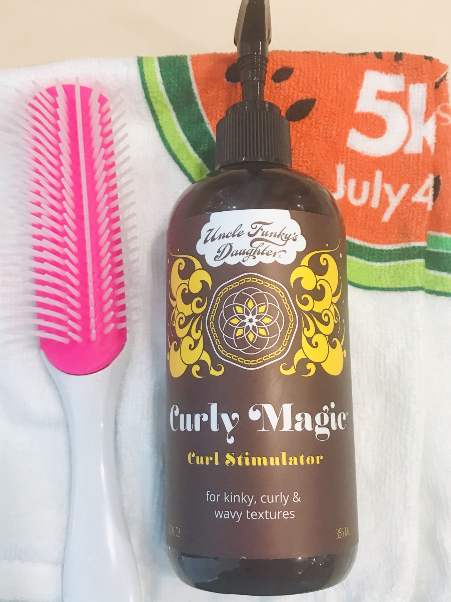 Uncle Funky’s Daughter Curly Magic Curl Stimulator On Wavy Hair [The
