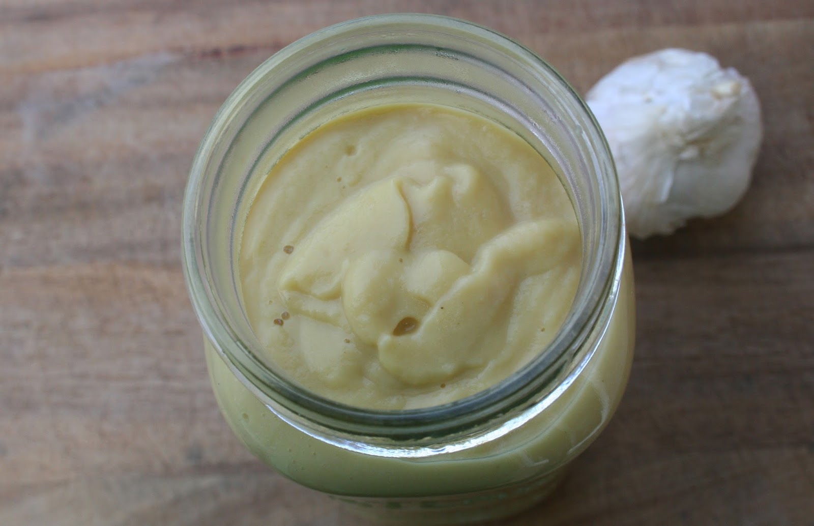 The Healthy Happy Wife Cauliflower Cream Sauce (Dairy Free Options)