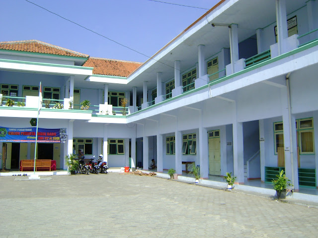 Gedung Sekolah Artikel SMK VIP AL HUDA