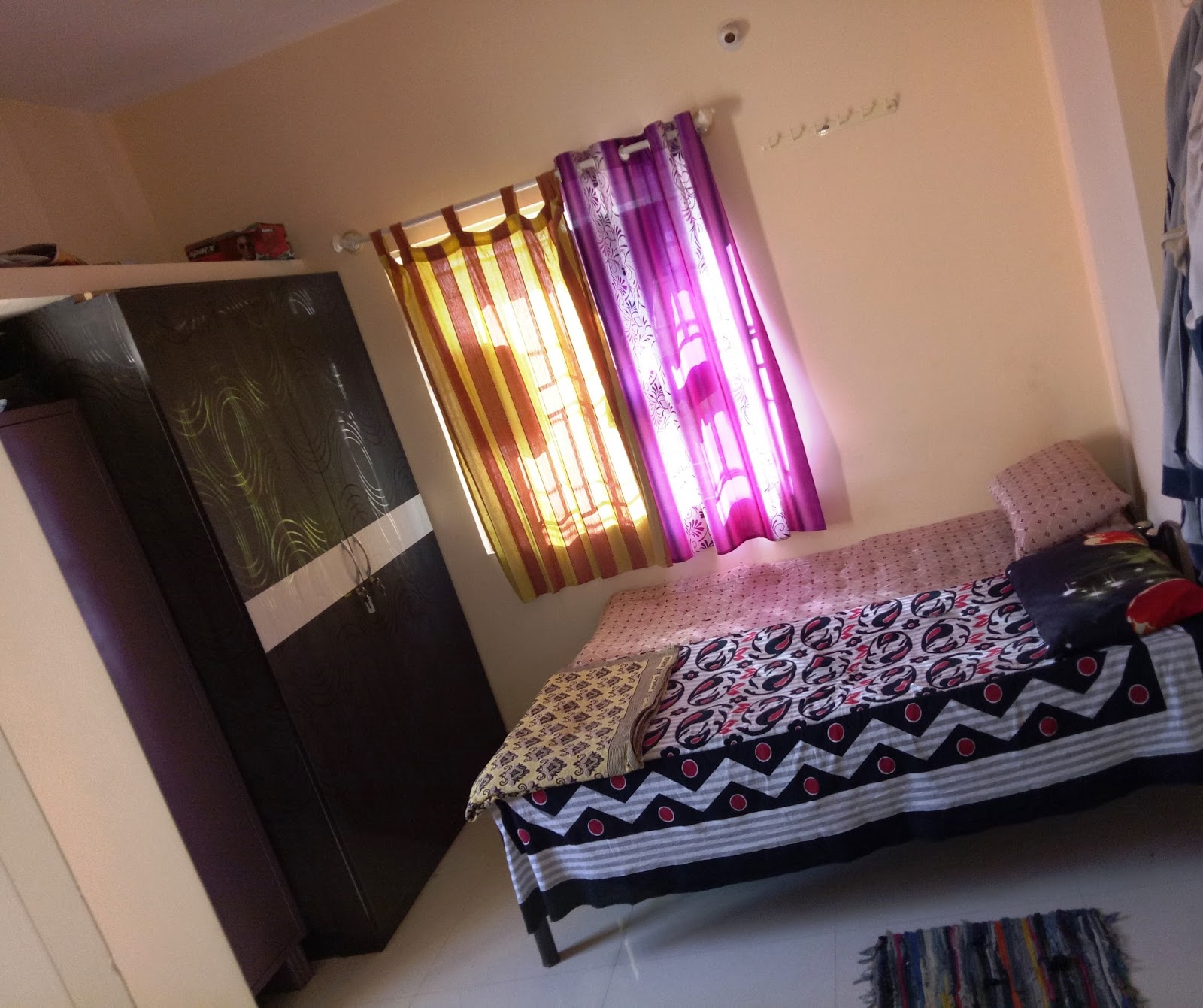 pg in bangalore, paying guest in bangalore, pgs in bangalore, pg near bangalore, luxury pg in bangalore, luxury pgs in bangalore, best pg in bangalore, executive pg in bangalore, posh pg in bangalore, mens pg in bangalore