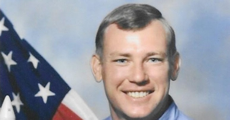 Autografy Mariu Mark N. Brown