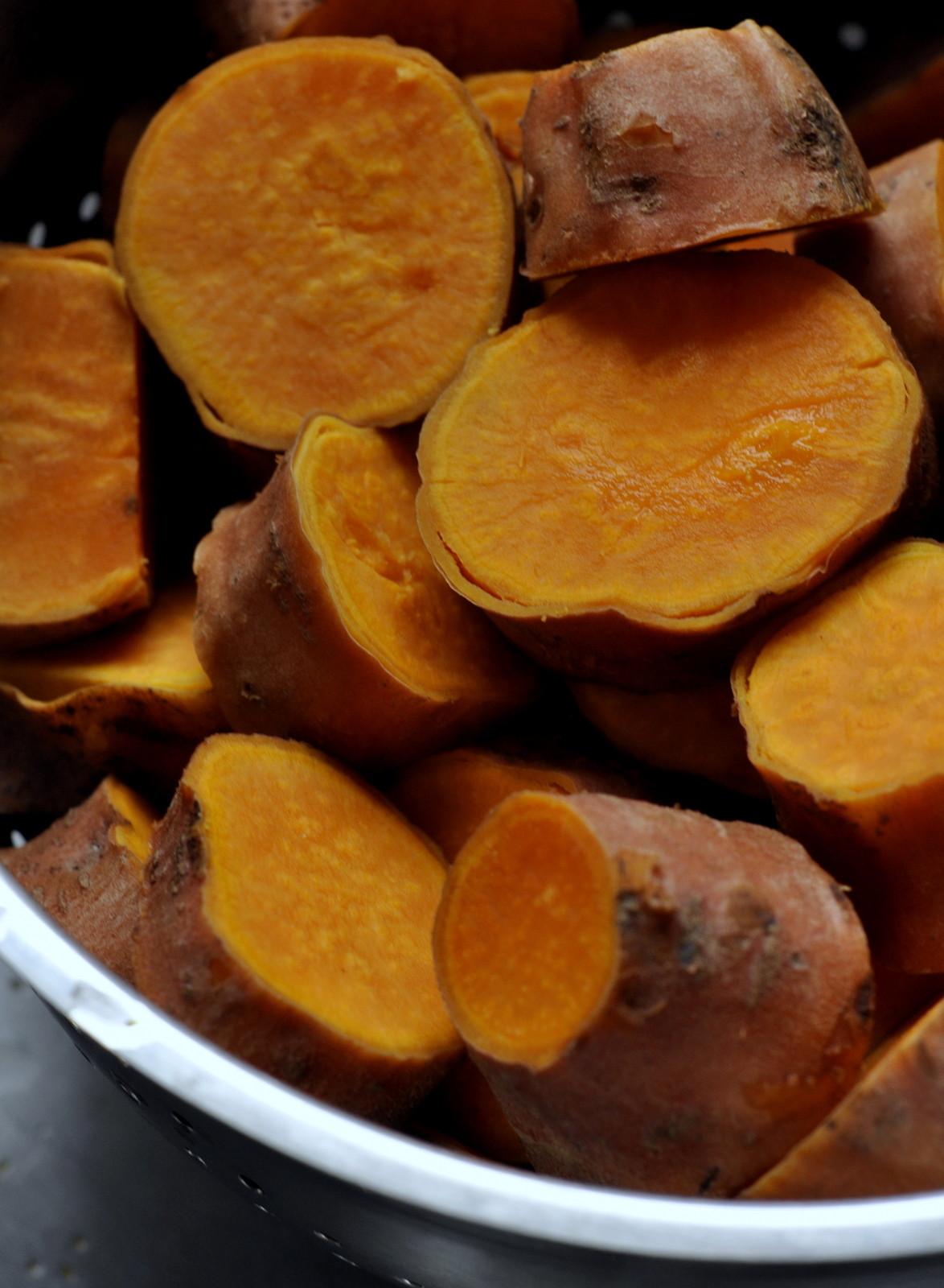 How To Make and Freeze Homemade Baby Food {Sweet Potato