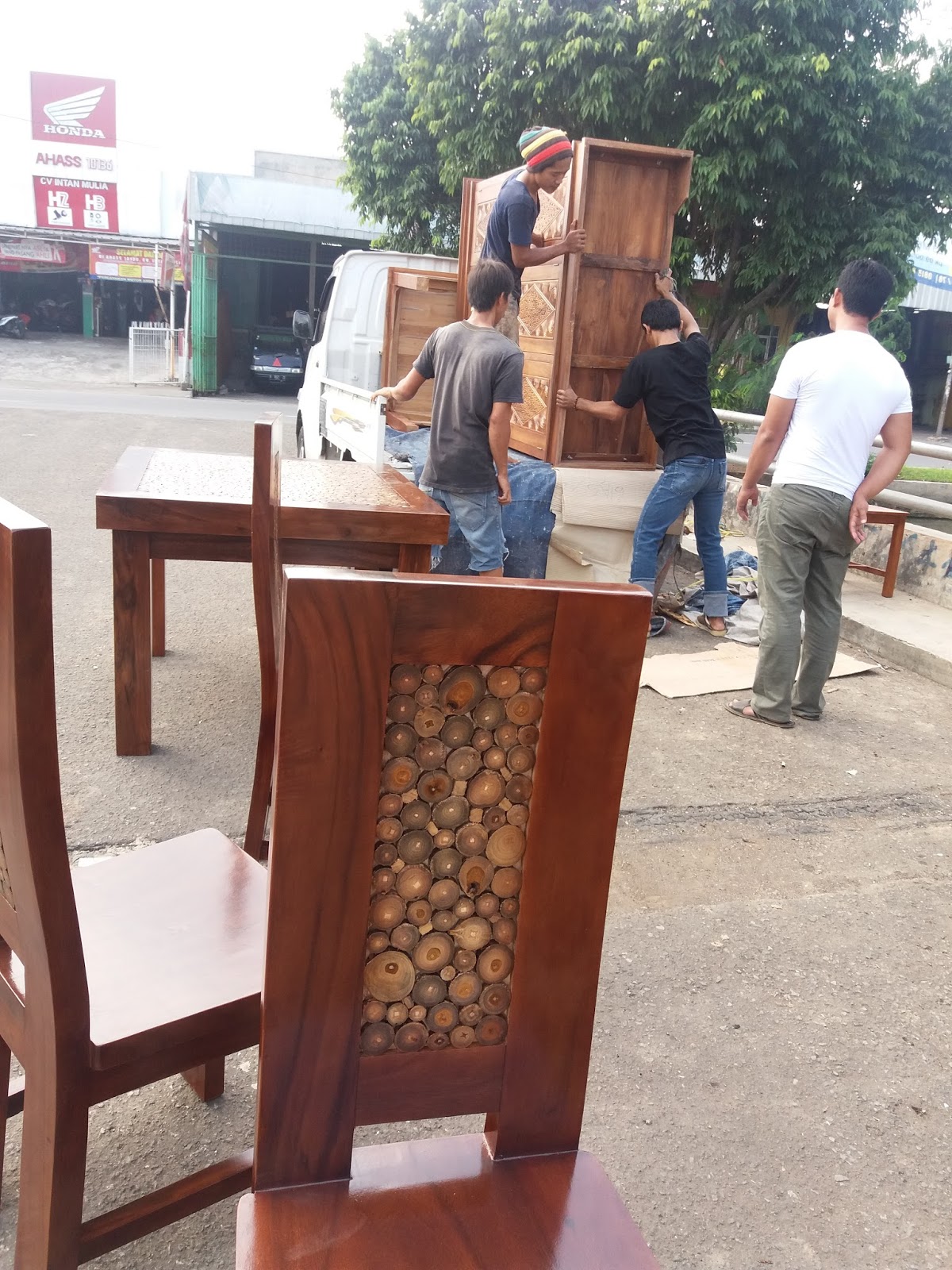 service sofa bekasi Kursi jati di bekasi