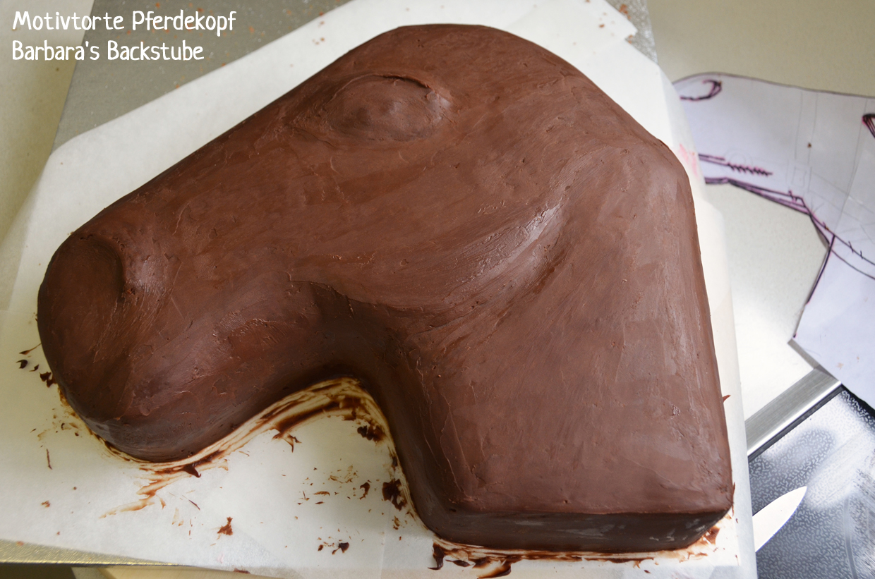 Barbara's Backstube: Pferdetorte (luftiger Schokokuchen mit Erdbeer ... Barbara's Backstube: Pferdetorte (luftiger Schokokuchen mit Erdbeer ...