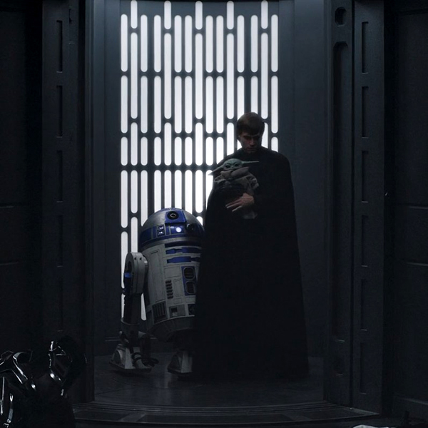Luke Skywalker (Mark Hamill), R2-D2 and Grogu depart to begin Grogu's Jedi training in THE MANDALORIAN - Chapter 16: The Rescue. Luke Skywalker (Mark Hamill), R2-D2 and Grogu depart to begin Grogu's Jedi training in THE MANDALORIAN - Chapter 16: The Rescue.