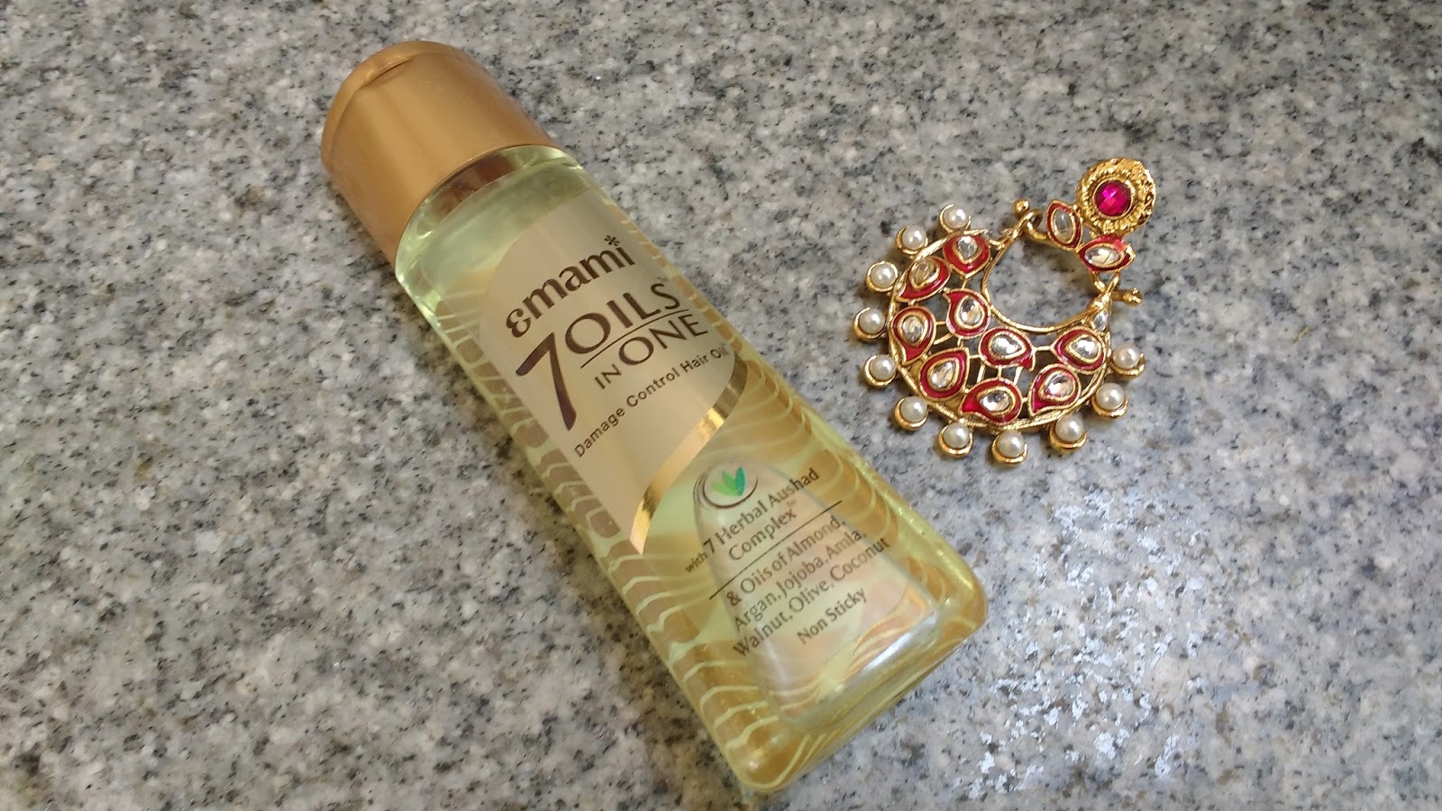 Emami 7 Oils In One Damage Control Hair Oil Review