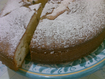 torta allo yogurt veloce,facile e buonissima