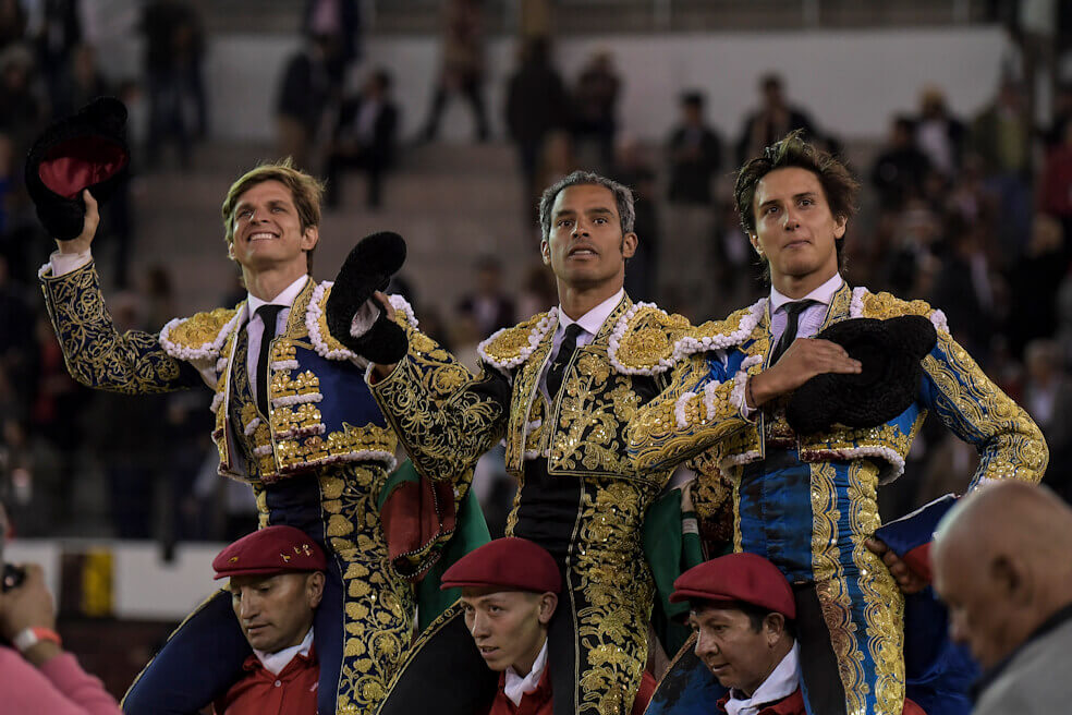 PANORAMA TAURINO DEL PERÚ: ANDRÉS ROCA REY, EL JULI Y LUIS BOLÍVAR POR ...