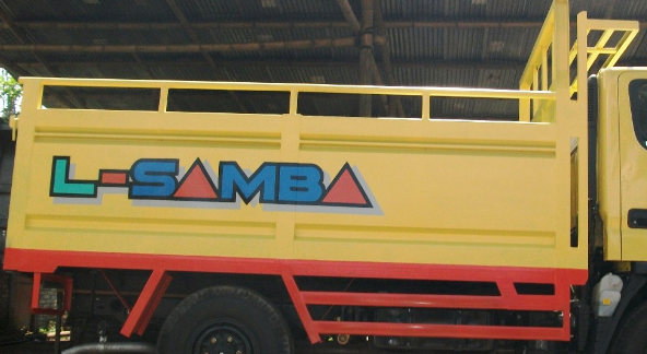 Variasi bak truk Irma Sofyan-kuning