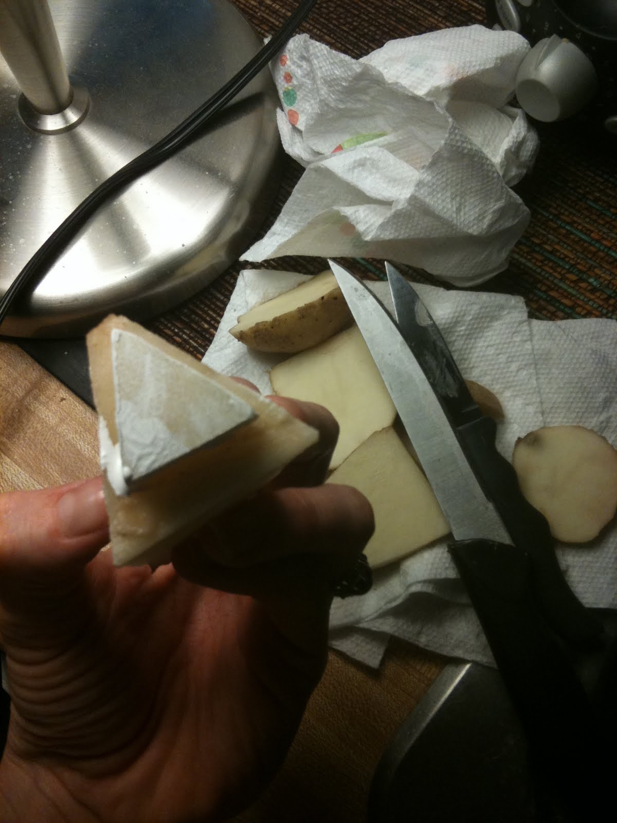 Haley's Nine Pieces of Eight Bed Sheets? Who Invited that kid? Mr