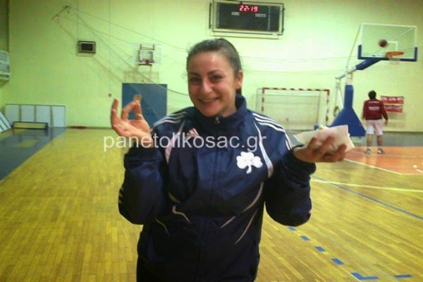 Πήγε στην κοπή πίτας του Παναιτωλικού με φόρμα του Παναθηναϊκού! (pic)