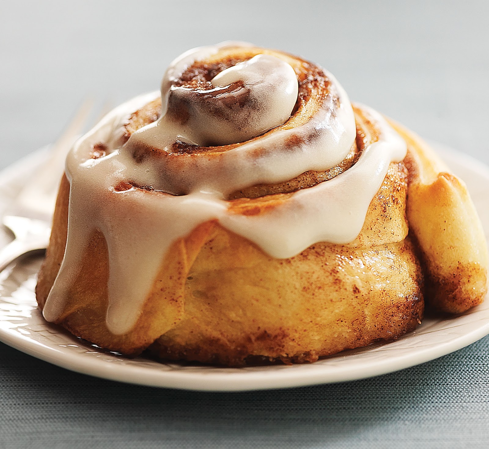 Mels Kitchen Buttermilk Cinnamon Rolls With Cream Cheese Glaze