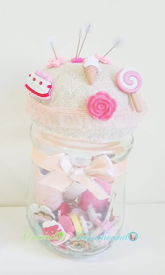 Alfiletero-2-Ideas-fáciles-para-reciclar-frascos-de-cristal-creandoyfofucheando