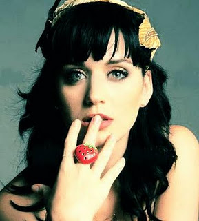 Red Lip Gloss: Katy Perry: My Secret Style Inspiration