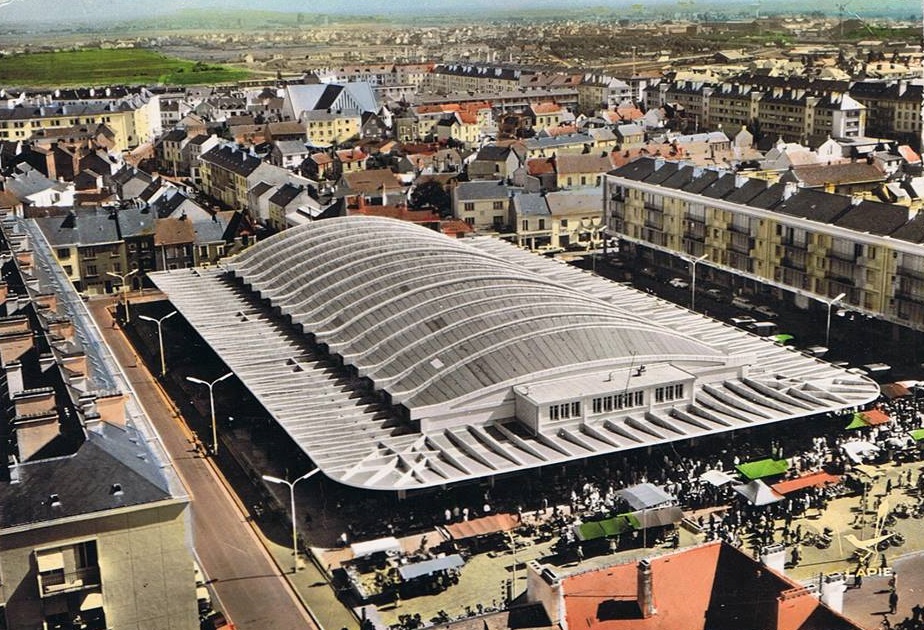 SAINTNAZAIRE reconstruction d'une ville ST.NAZAIRE les halles SAINTNAZAIRE reconstruction d'une ville ST.NAZAIRE les halles