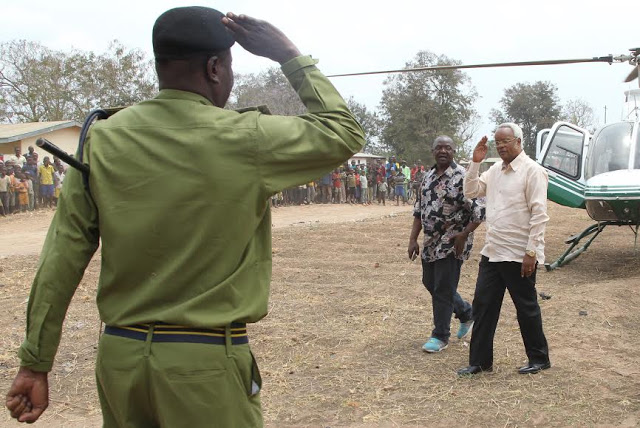 Lowassa Atikisa Kigoma, Angalia PICHA 