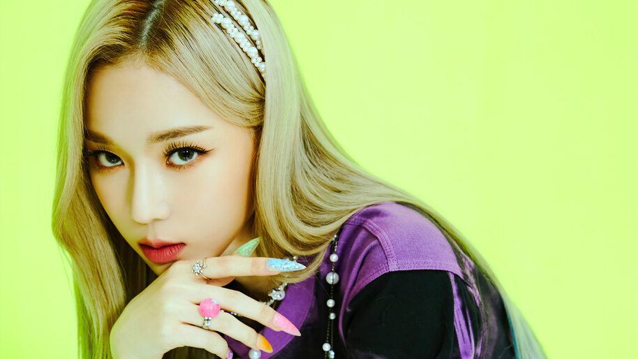 Aespa Black Mamba Winter Hd 4k Wallpaper 8 1588