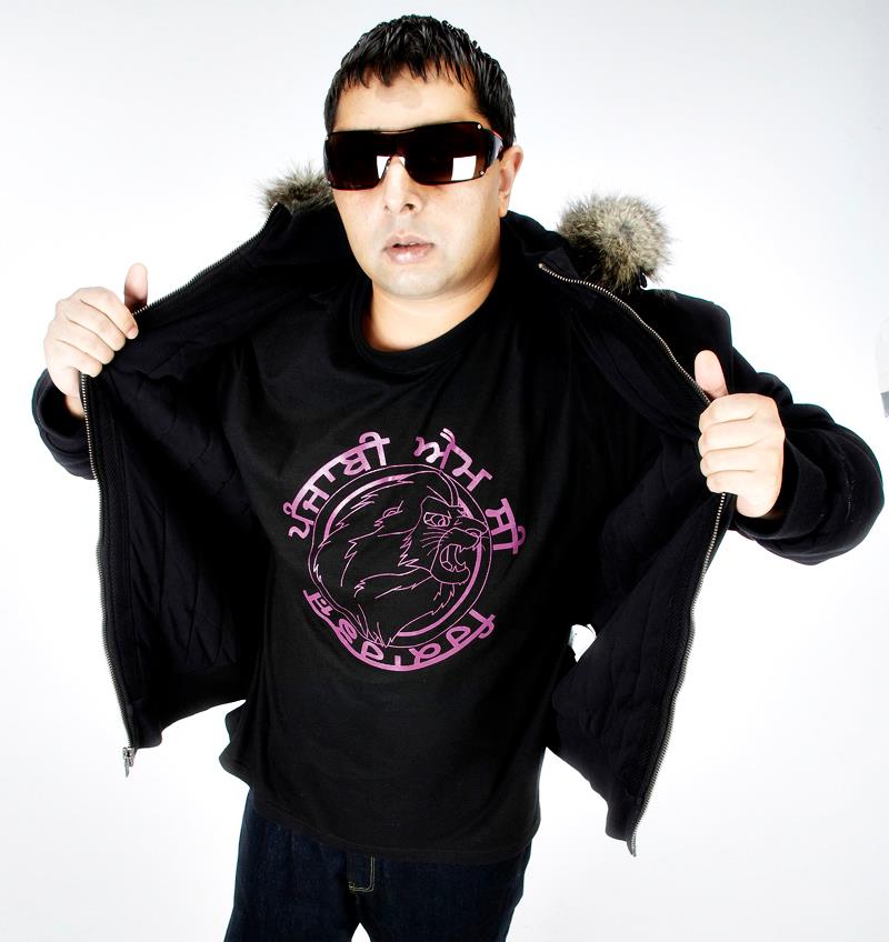 Panjabi mc британский музыкант. Panjabi mc 2000. Panjabi mc 2000. Panjabi mc в молодости. Panjabi mc 2000.