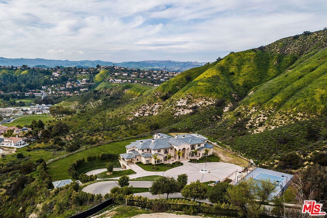 27,000 Square Foot EuropeanInspired Mega Mansion In Calabasas, CA