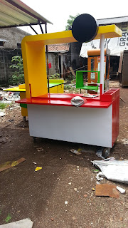 GEROBAK UNIK DAN MODERN GEROBAK UNIK DAN MODERN