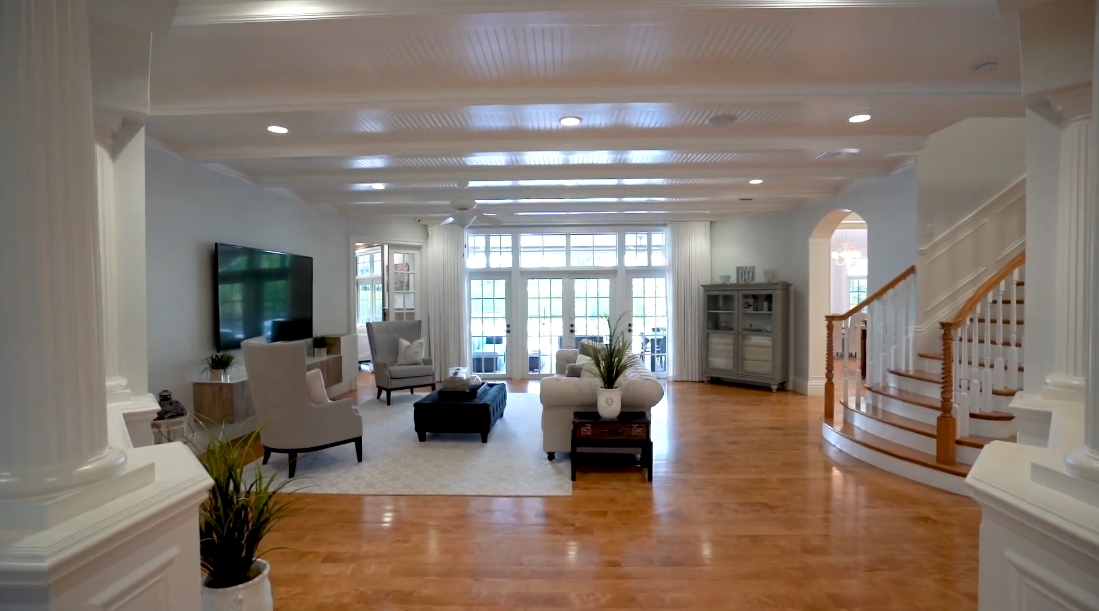 Tour 11641 SW 3rd St, Plantation, FL vs. 26 Interior Design Photos