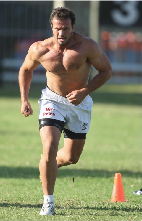 handsome-masculine-sportsmen-daddy-shirtless-jock-running