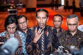 Jokowi Luncurkan Gerakan Nasional Wakaf Uang: Potensinya Besar, Rp188 Triliun!