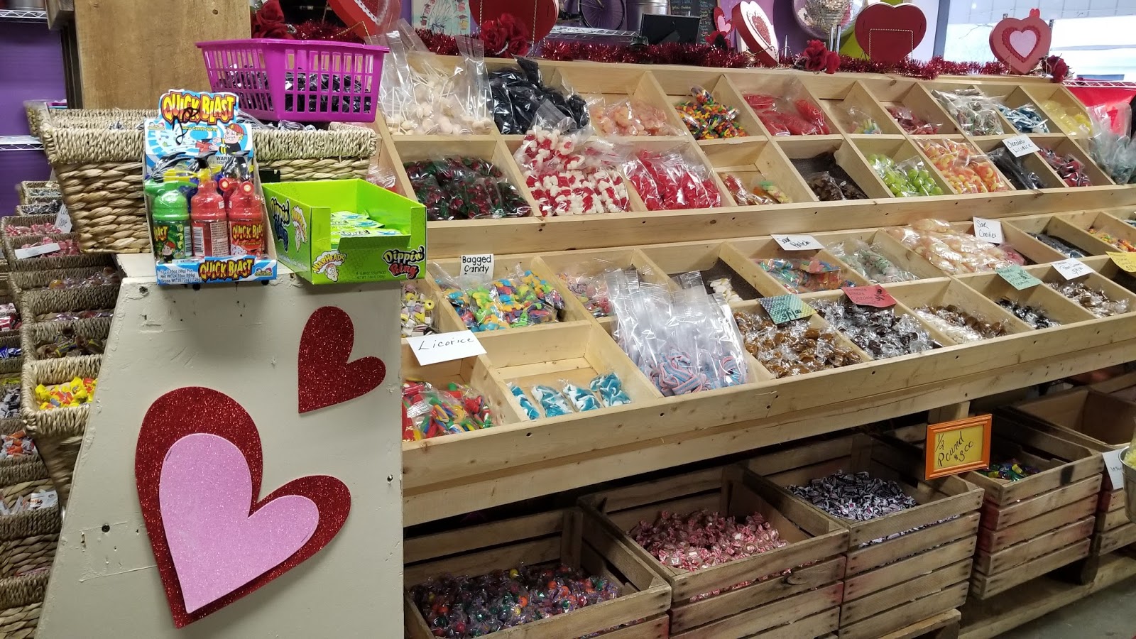 Valley Girl Views Incredible Popcorn (Candy Store) In Bloomsburg Pa