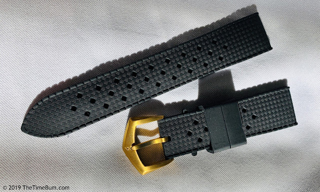 BOLDR Voyager Macau rubber strap