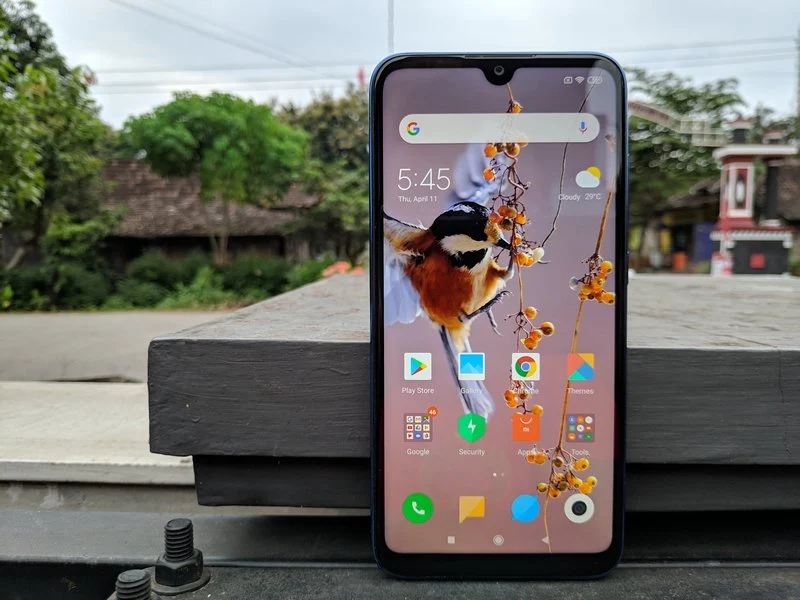 Xiaomi Mi Play Review: Smartphone Murah Ringkas Berdesain Cantik