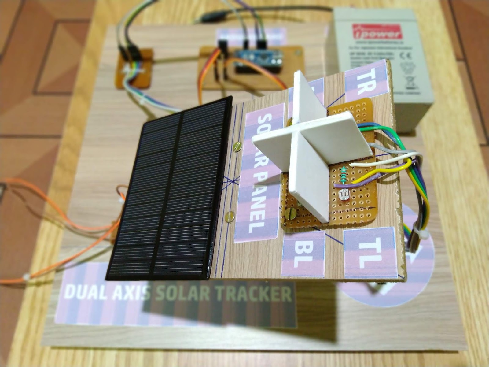 Dual Axis Solar Tracker using Arduino