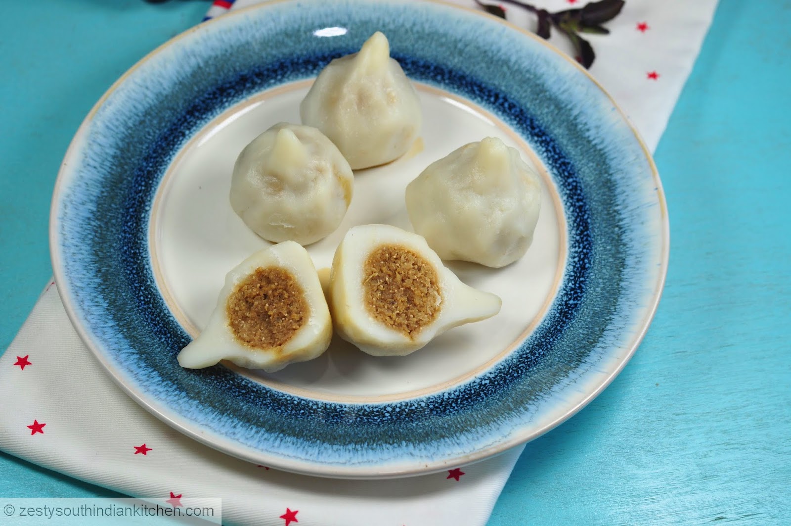 Porno bekasi va uning cuckold Brunette blowjob tabiati