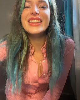Bella Thorne Social Media 01-Mar-2020