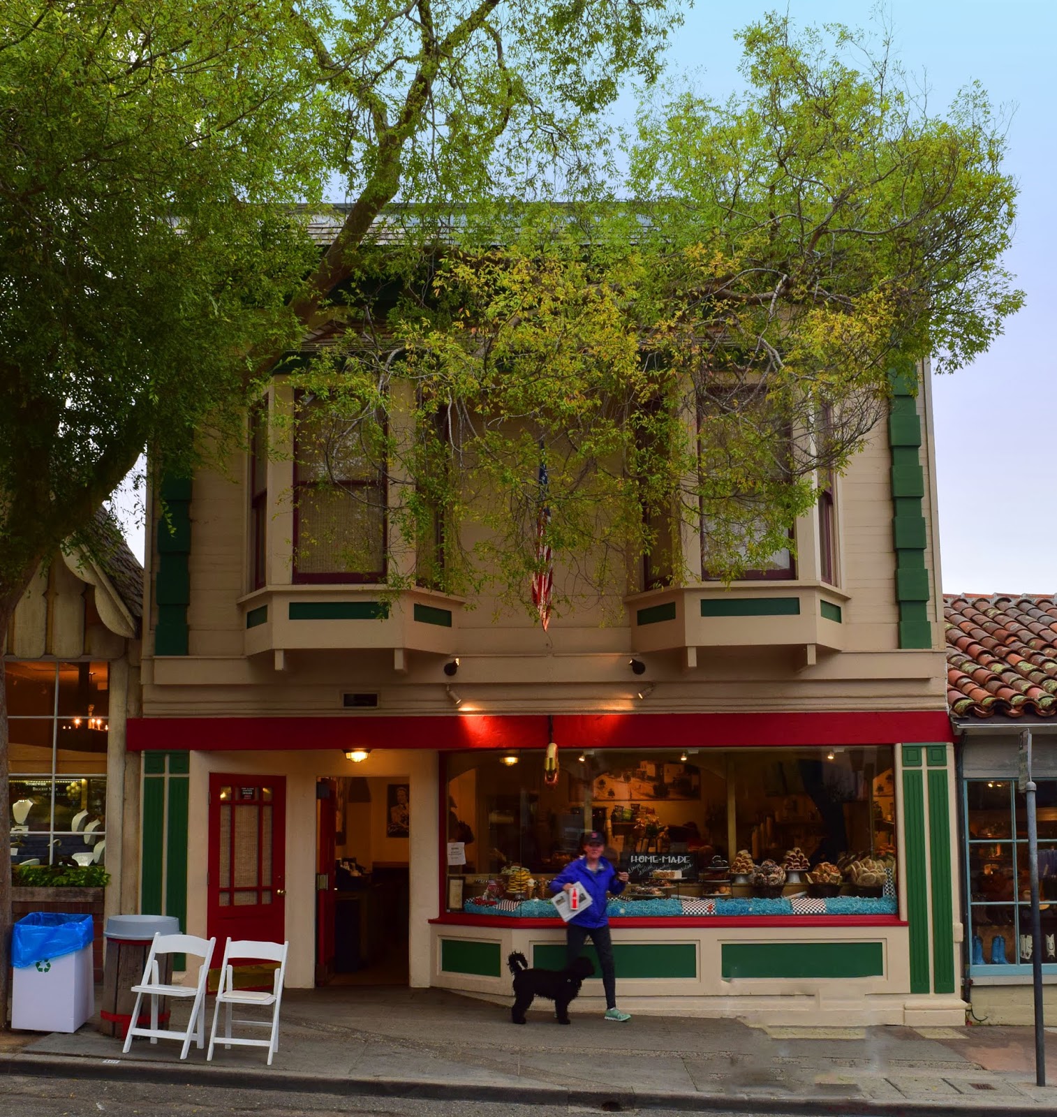 Ocean Avenue, CarmelbytheSea / Behind the Front Window SelfGuided