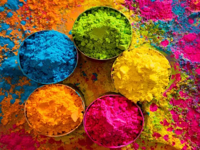 what is your favourite colour and why interview question, relationship between color and personality, favorite color meanings, color psychology, favorite color personality test, yellow color meaning & personality, do colors have meanings, Color psychology in marathi, आवडत्या रंगावरून ओळखा स्वभाव
