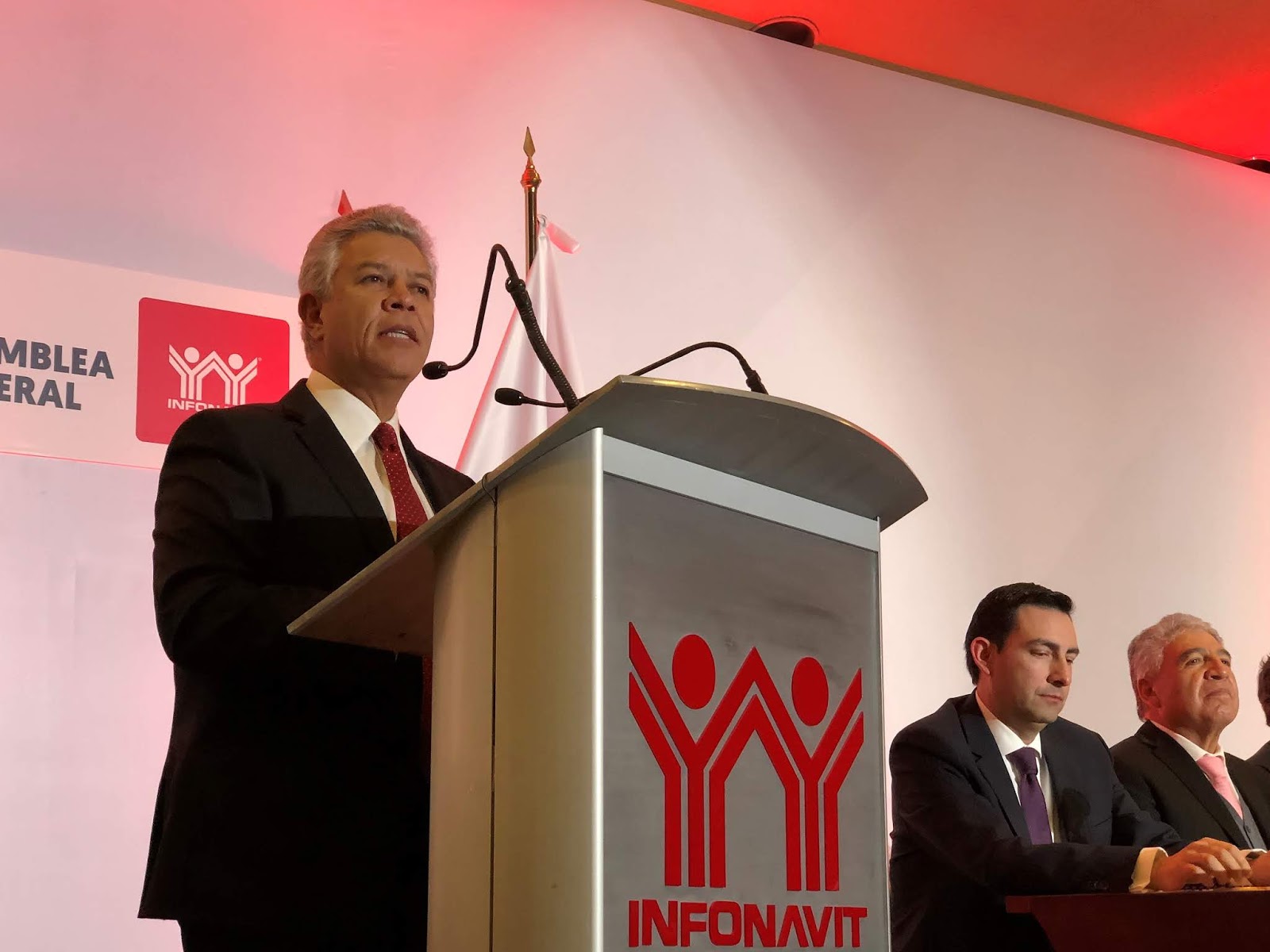Carlos Martínez Velázquez asume la Dirección General del Infonavit