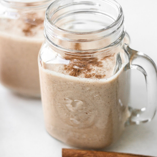 HEALTHY APPLE PIE FALL SMOOTHIE