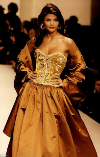 Helena Christensen Oscar De La Renta 1992