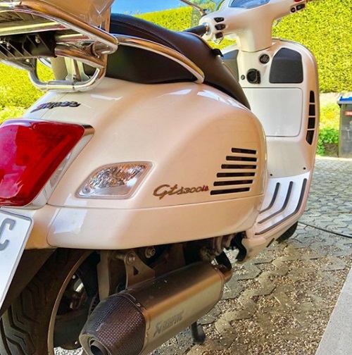 Задний кофр Vespa GTS комплектация