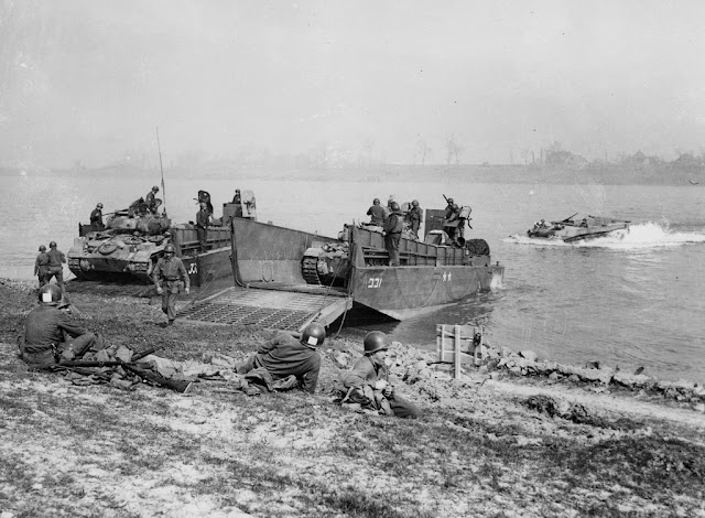 [Imagen: m24lt23-7d3d944e672b2dbae47a4a4f0b94ca0e.jpg]