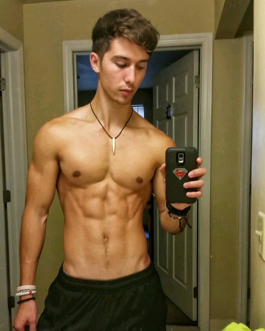 young-fit-shirtless-teen-boy-next-door-body-selfie