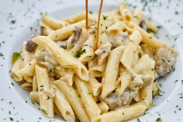 Easy white sauce pasta at home 