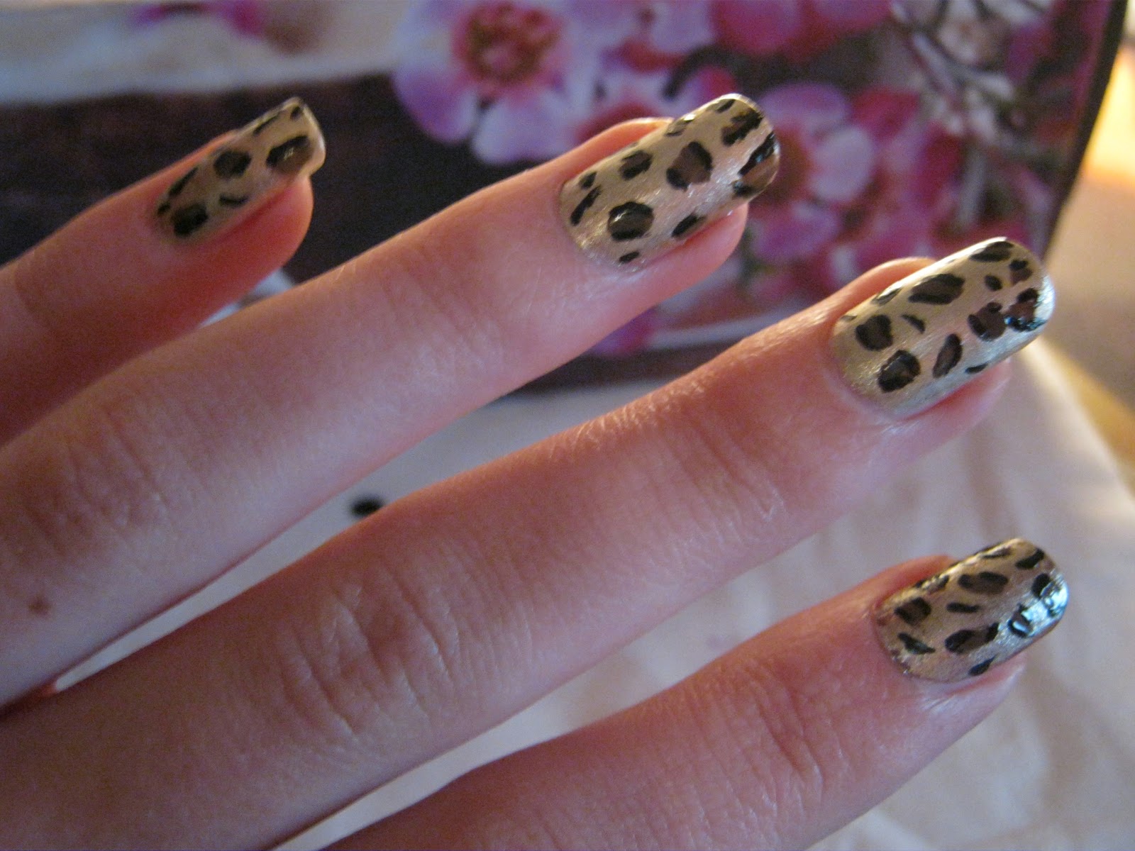 Leoparden Nageldesign