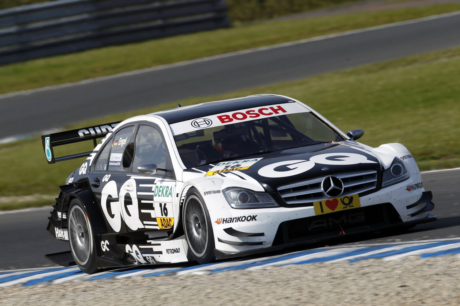 Р‘РњР’ Coupe 2011 DTM