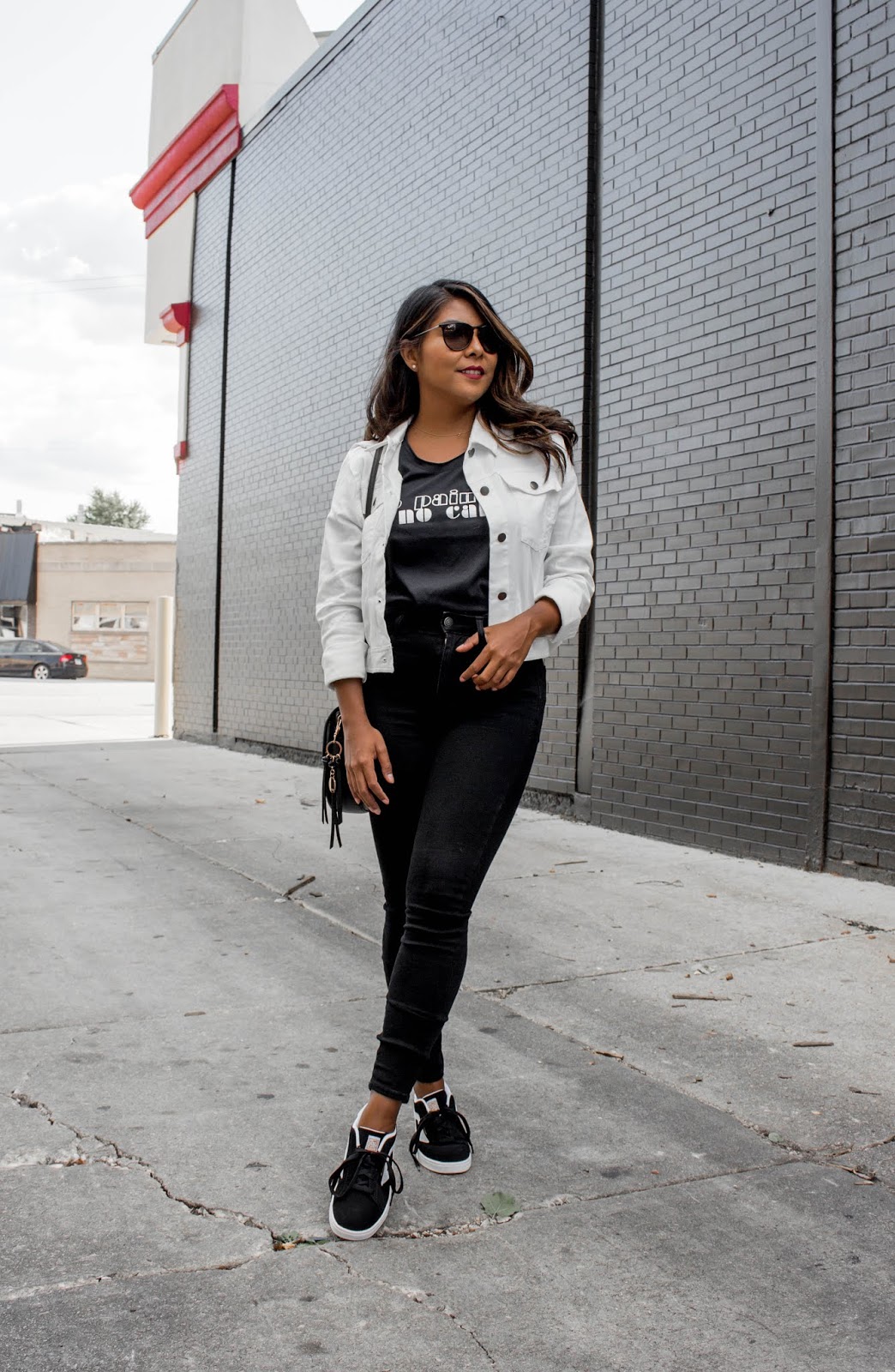 white jean jacket women