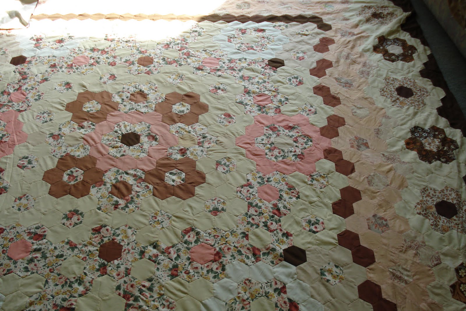 Welsh Quilts Woodbridge Ladies Circle Quilt 1980