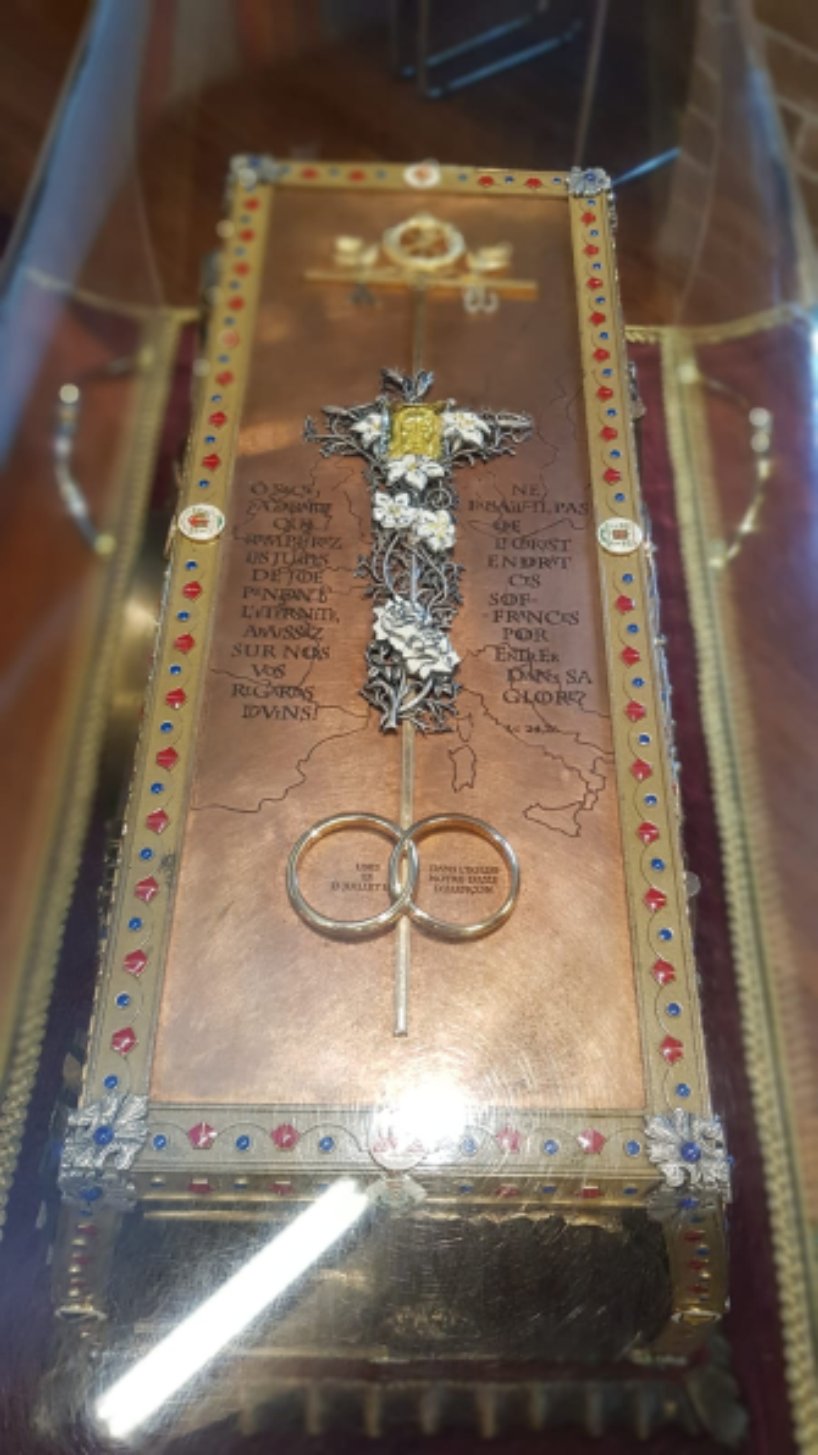 Relics of St Thérèse of Lisieux and her parents