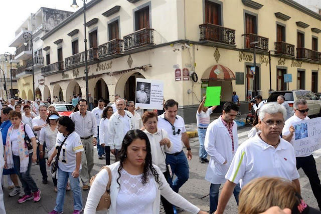  Asesinan a neurocirujano en Veracruz y médicos reclaman justicia